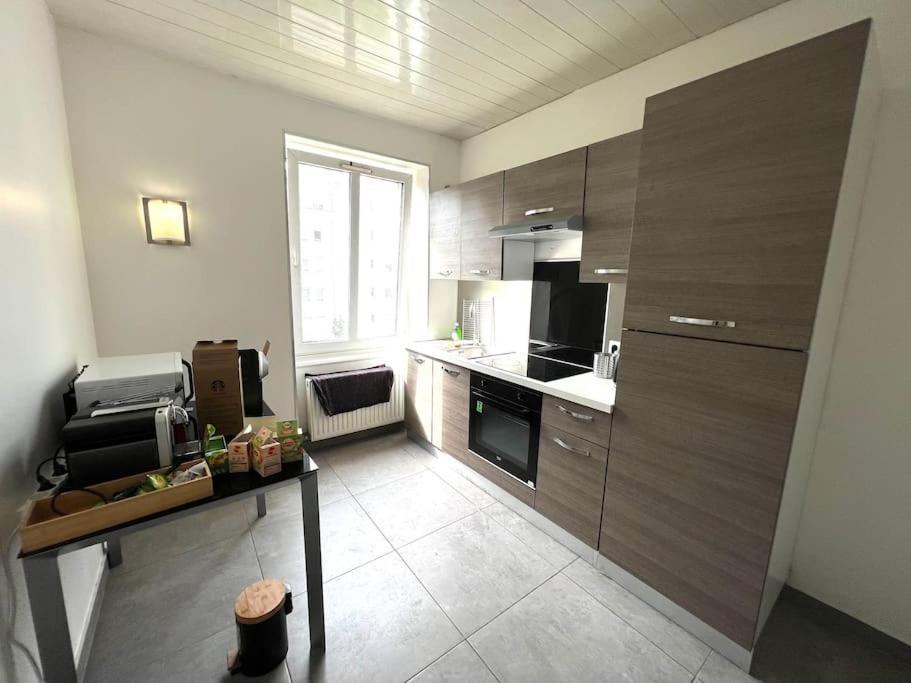Lumiere Secrete Mulhouse Centre Parking Tram Apartamento Exterior foto